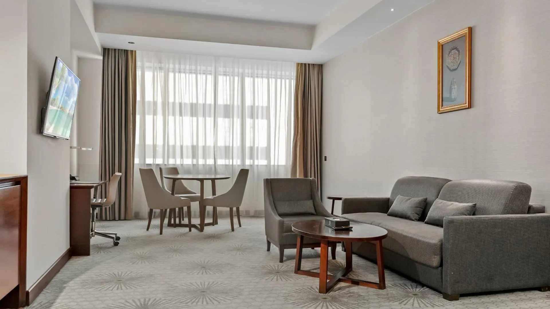 Otel Holiday Suites Al Azizia Mekke